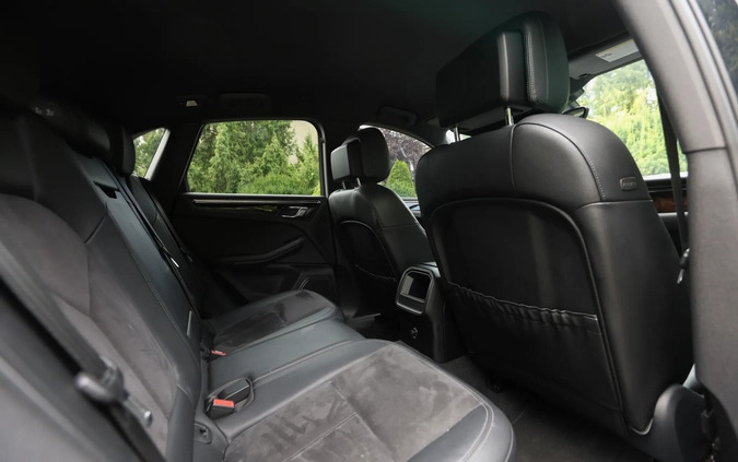 Porsche Macan cena 129990 przebieg: 95000, rok produkcji 2015 z Czechowice-Dziedzice małe 562